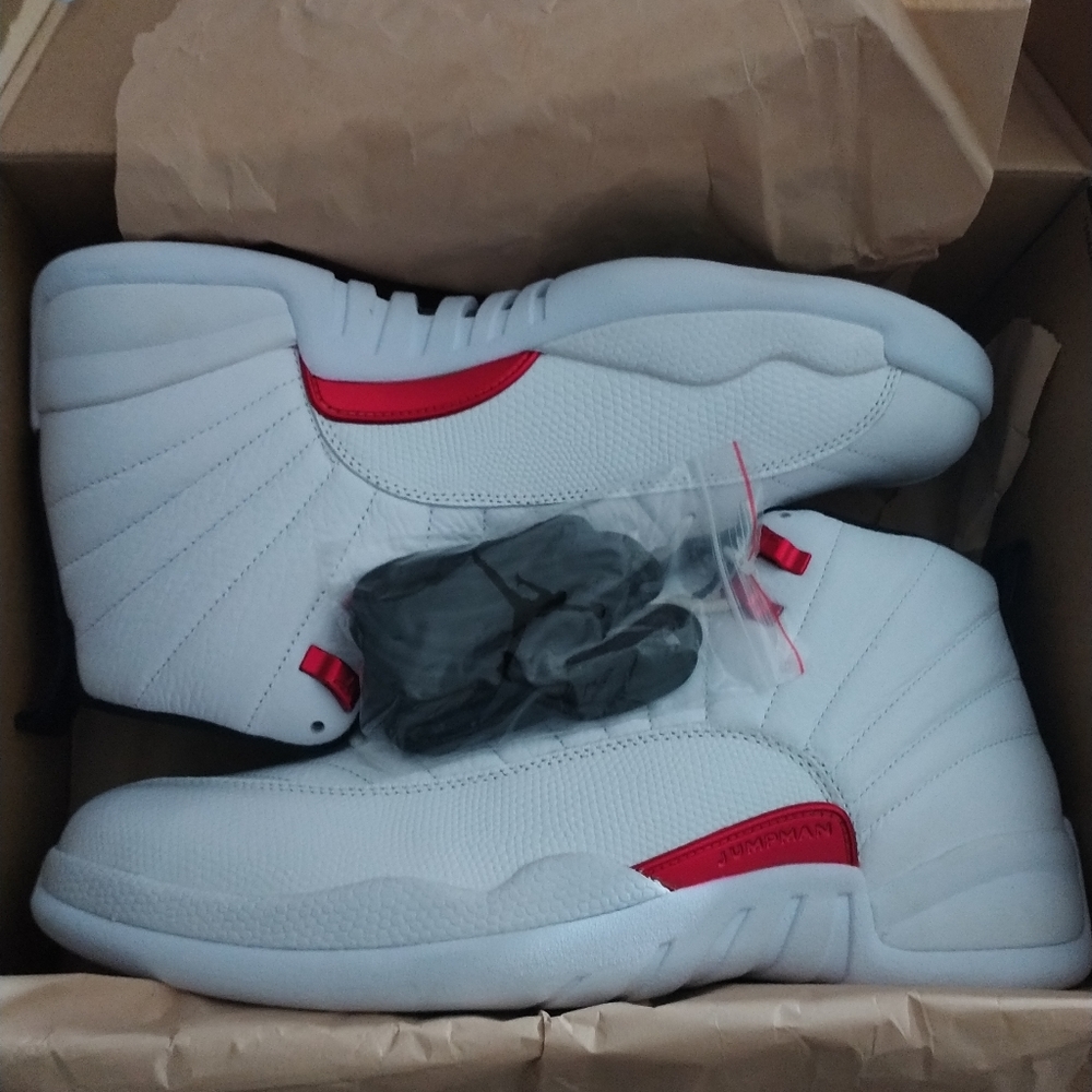 ‼️SOLD‼️Air Jordan 12 Retro "Twist"